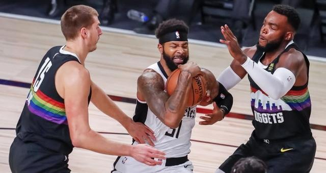 美国网球队险胜意大利网球队，穆雷完成帽子戏法