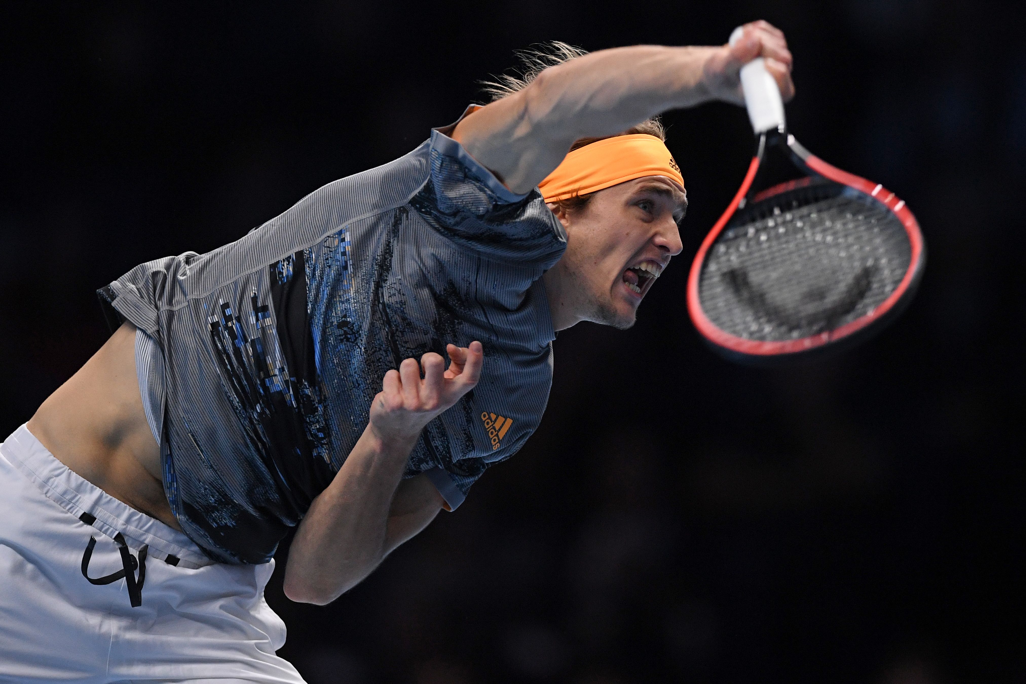 包含ATP总决赛鏖战年终总决赛，蒂姆关键制胜的词条