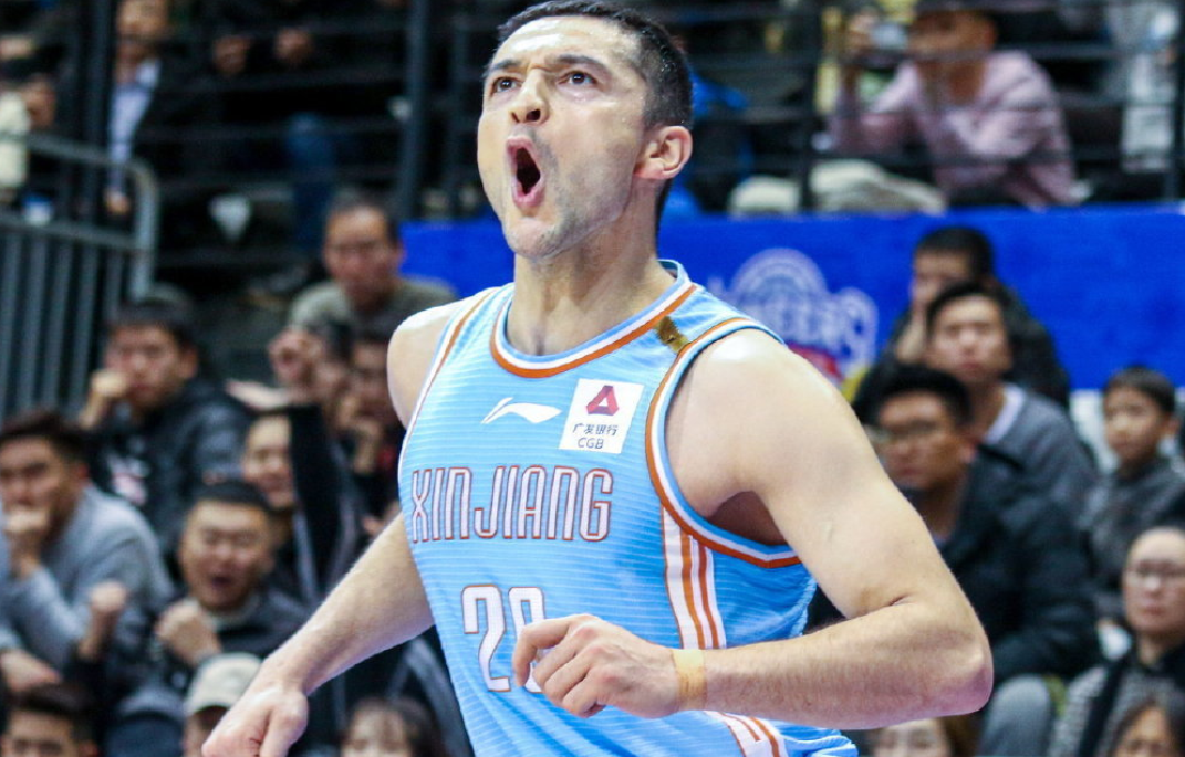 四川队绝杀湖人,赵继伟点燃赛场的简单介绍 四川队绝杀湖人,赵继伟点燃赛场的简单介绍