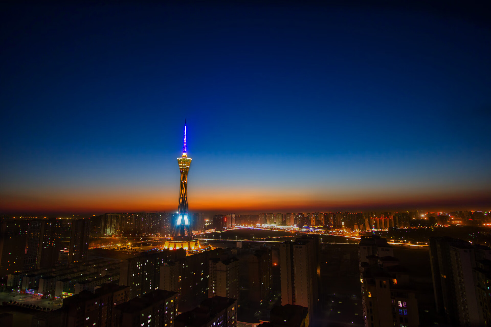 巨人之怒与刹那惊雷，周琦统治全场难挡天津致命绝杀