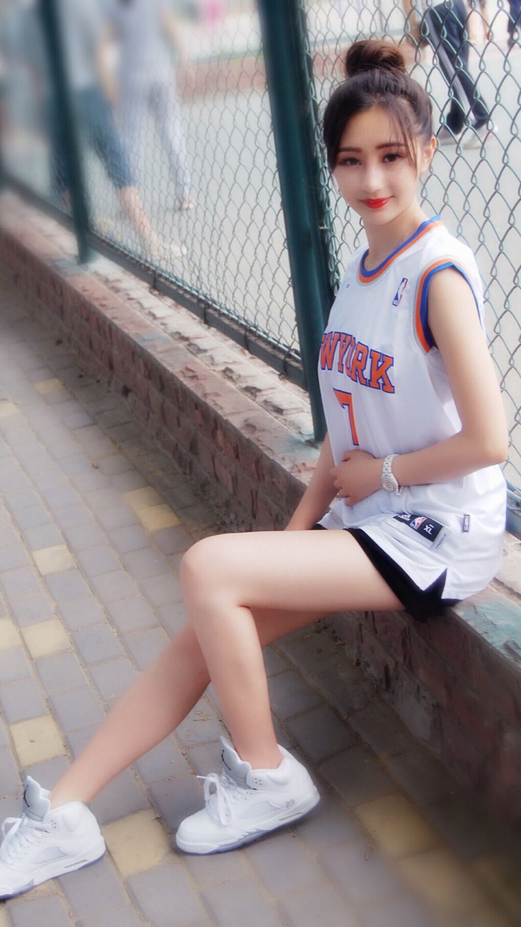 霍勒迪关键发挥定乾坤，老鹰主场轻取骑士迎连胜